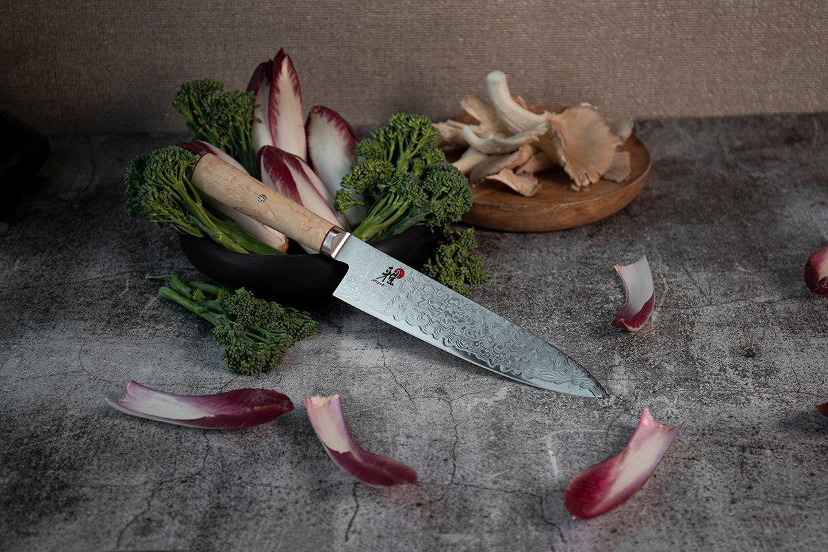 Couteaux Japonais Kiritsuke vs Gyuto, lequel choisir?